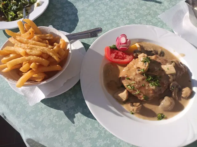 BookNoFees: Restoran – Alte Linden – Altena – Linden Tua, foto 2