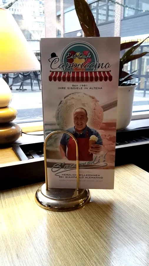 BookNoFees: Restoran – Eiscafé Cappuccino – Altena – Eiscafé Cappuccino, foto 3