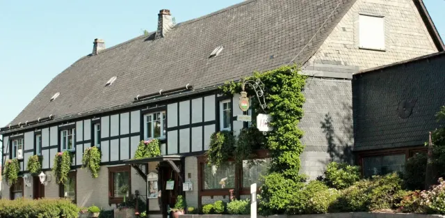 BookNoFees: Gasthof Hester, Bestwig