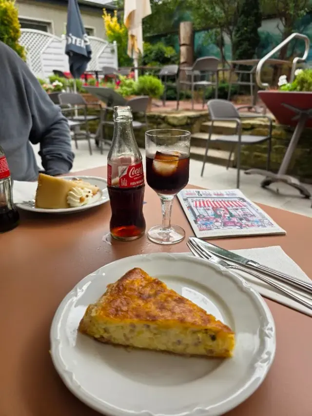 BookNoFees: Restoran – Café Strickmann – Dortmund – Café Strickmann, foto 2