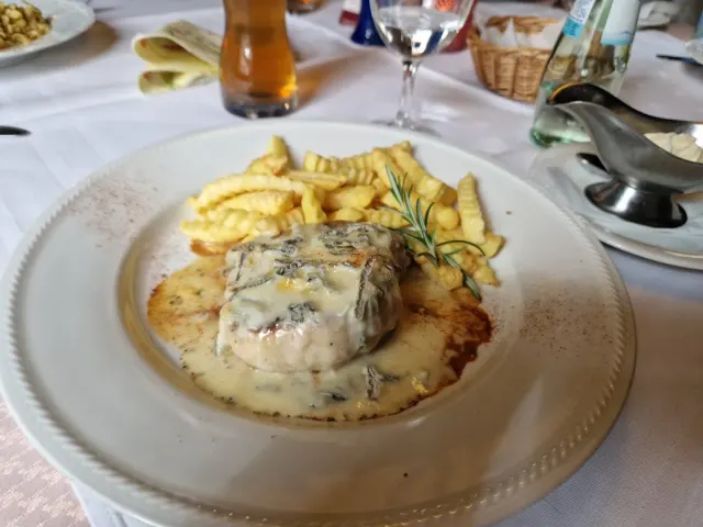 BookNoFees: Restoran – Pot Au Feu – Meinerzhagen – Pot Au Feu, foto 3