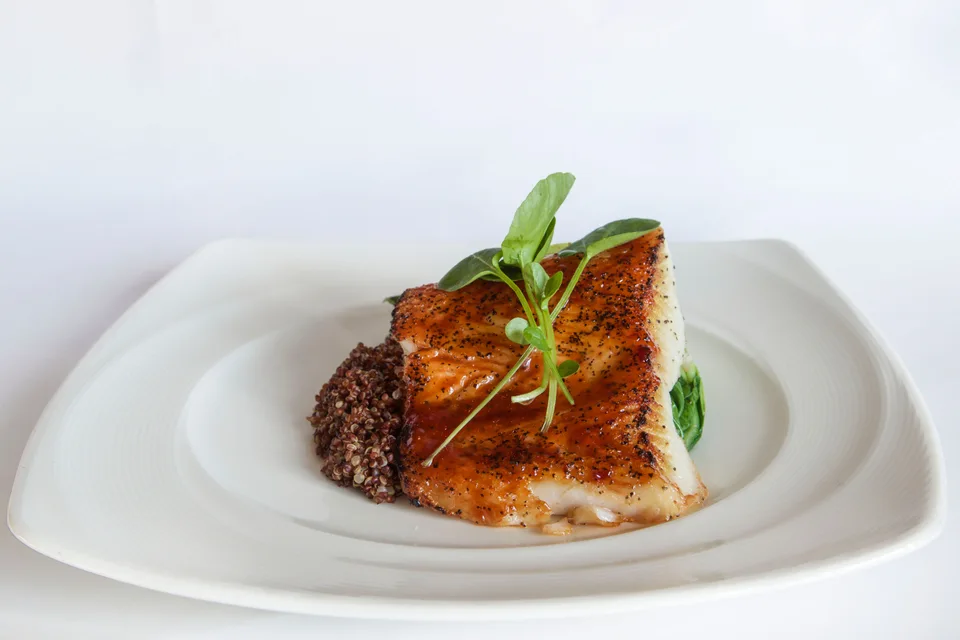 BookNoFees: Example photo: Grilled fish