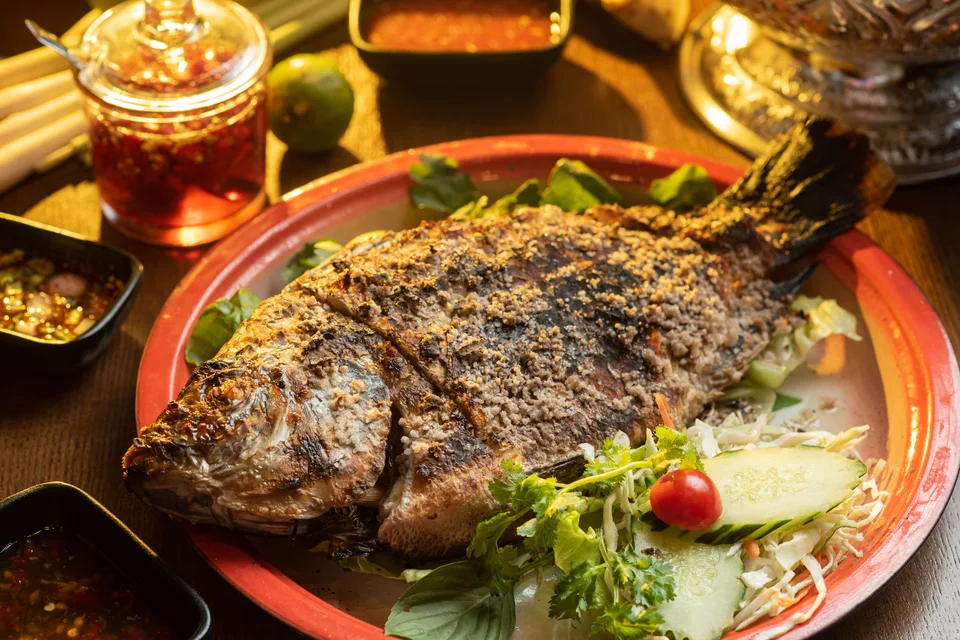 BookNoFees: Example photo: Grilled fish